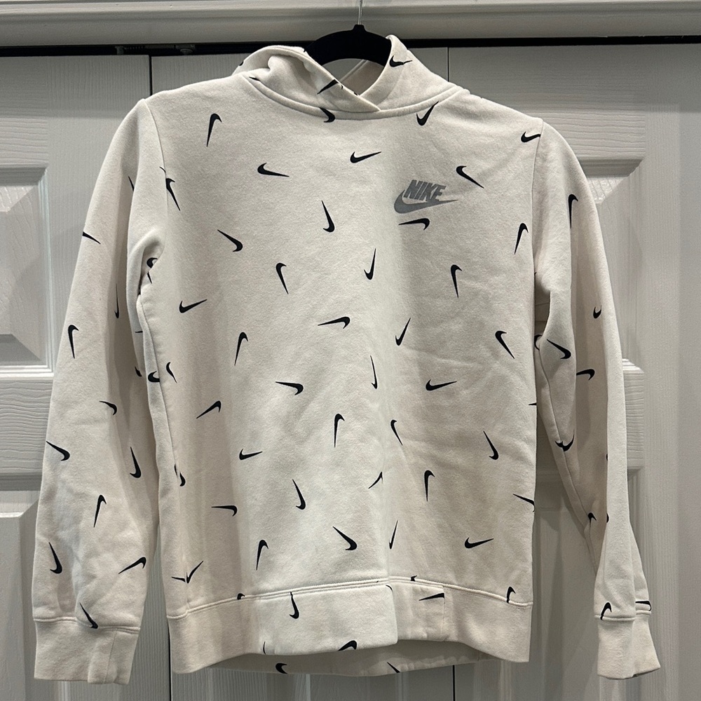 Nike Standard Fit White Hoodie